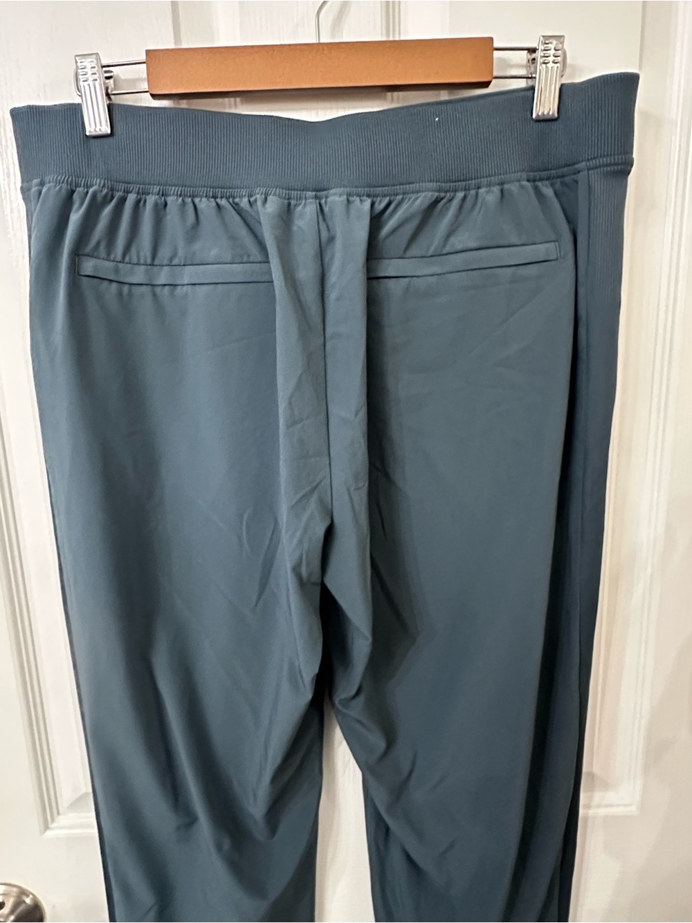 Athleta Brooklyn Mid Rise Ankle Pants Blue Teal 12 Petite 12P - Picture 3 of 4